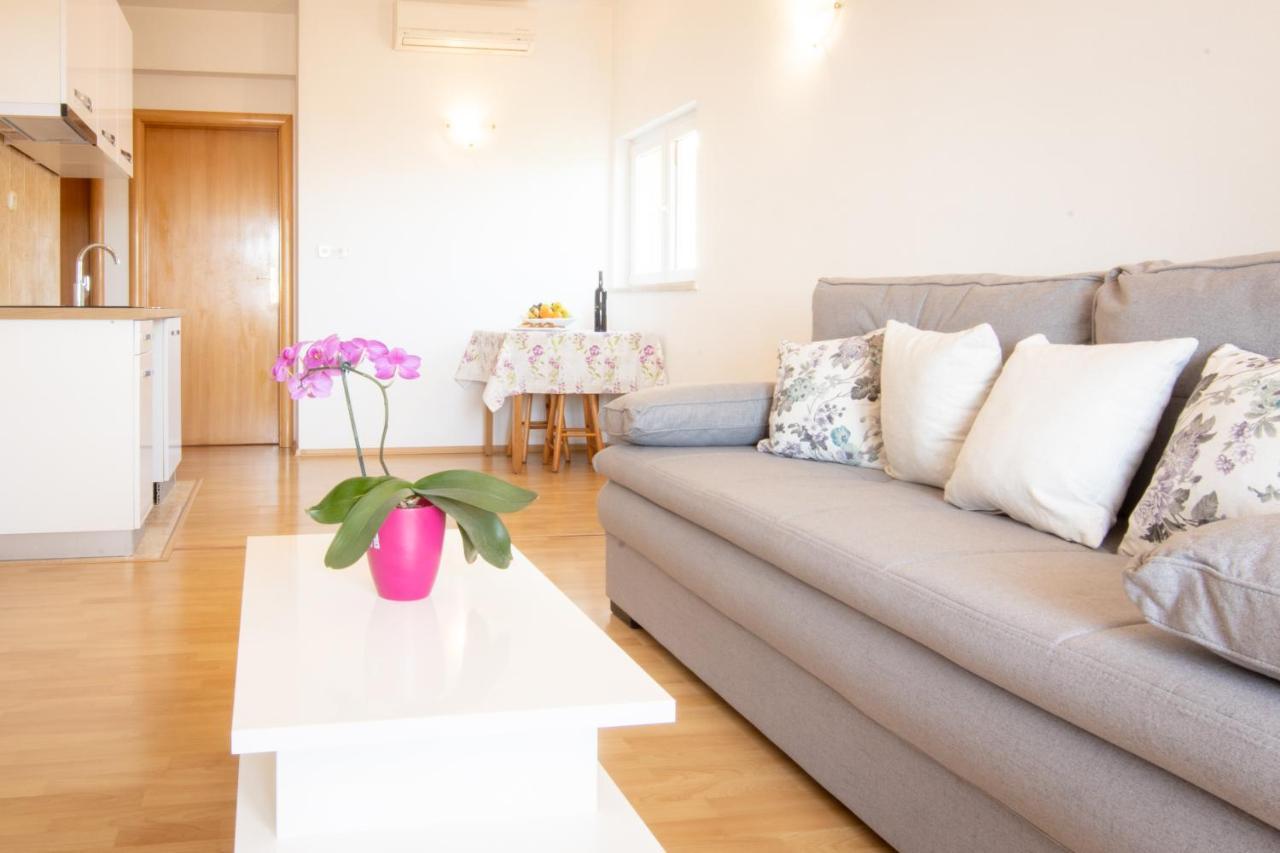 Steko Accomodations Makarska Exterior photo